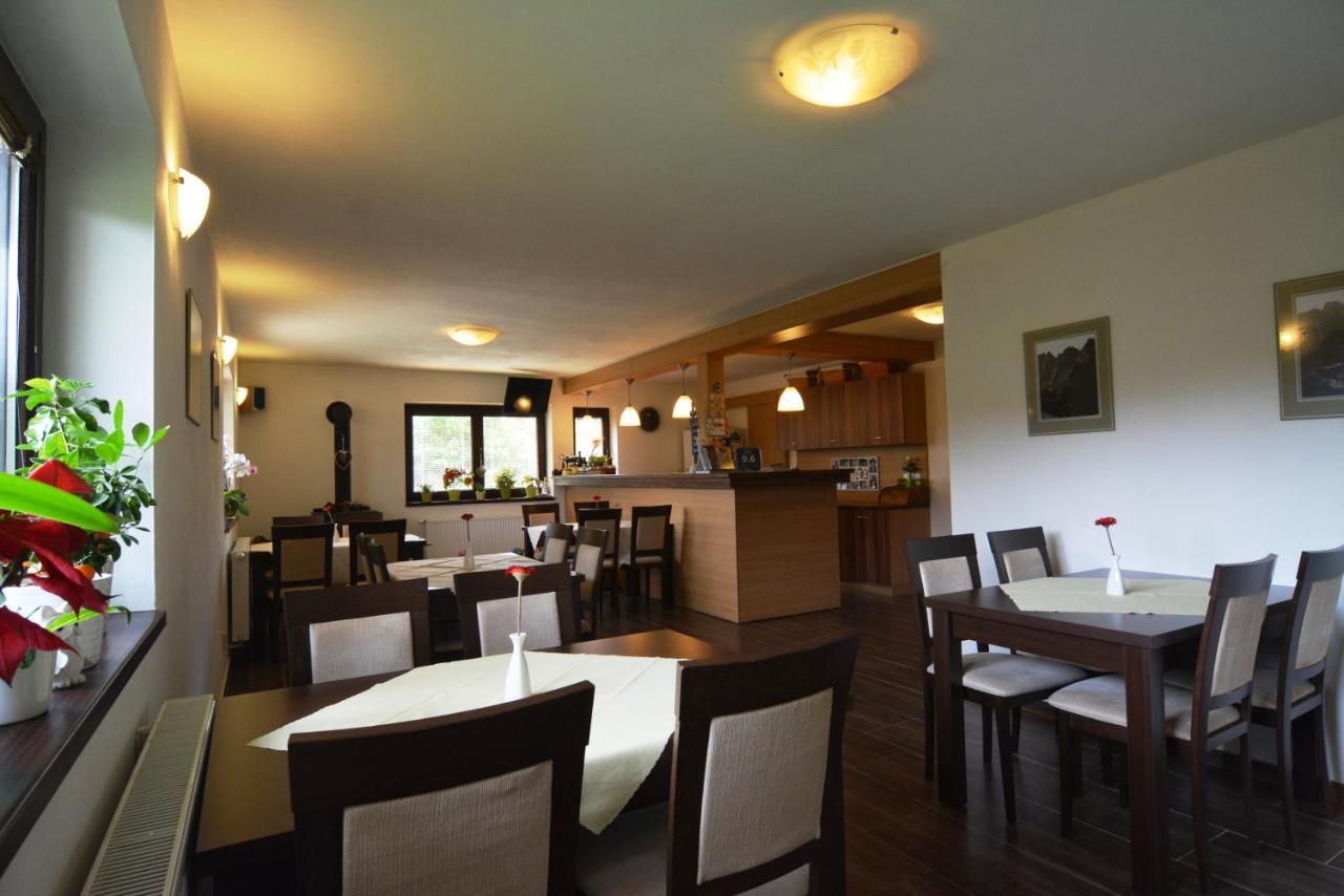 Villa Gold Nova Lesna Ngoại thất bức ảnh