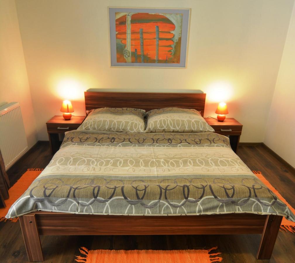 Villa Gold Nova Lesna Phòng bức ảnh